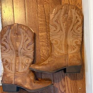 Coconuts by Matisse Tan Brown Western Embroidered Heeled Boots